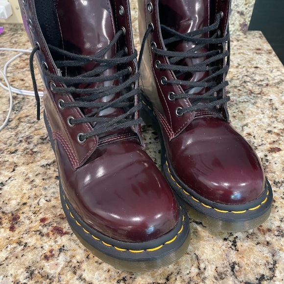 Dr. Martens boot cherry-red VEGAN 1460 LACE UP BOOTS - Picture 5 of 6